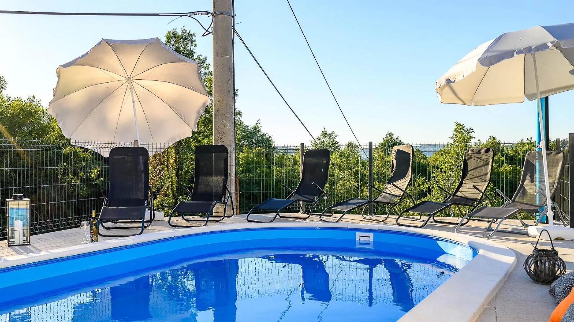 Vila Holiday House Azur With A Private Pool Martinski